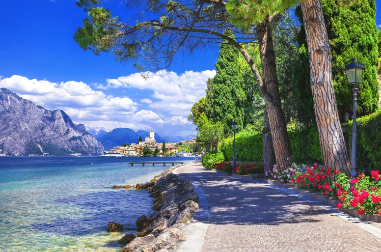 lake garda private transfers from switzerland