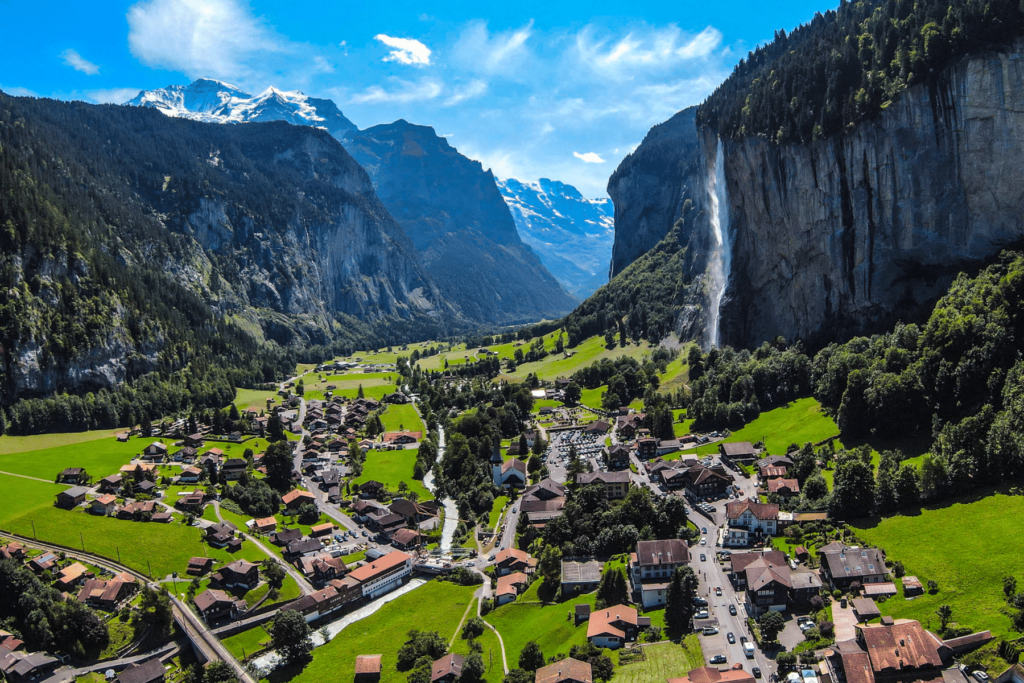 Lauterbrunnen Valley limousine service – private Swiss transfer to Alpine village with waterfalls and scenic peaks