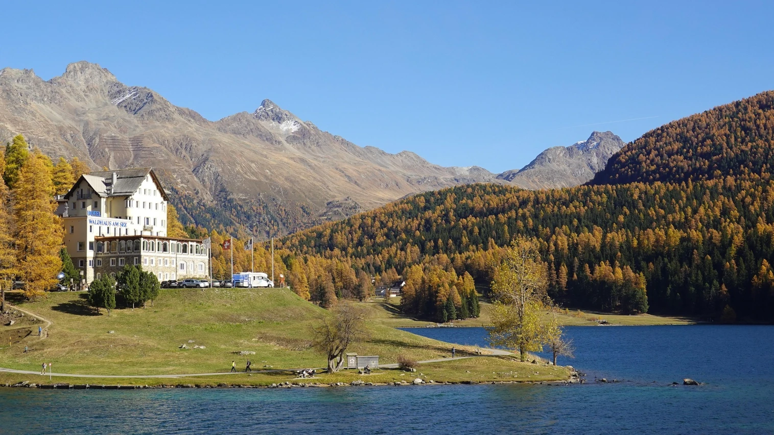 Private transfer from St. Moritz to Sils Maria with Mercedes-Benz S-Class through the Swiss Alps