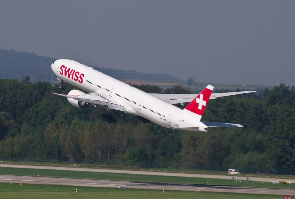 Luxury chauffeur airport transfer at Geneva Airport